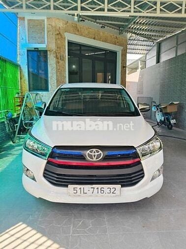 Bán gấp Xe inova 2019