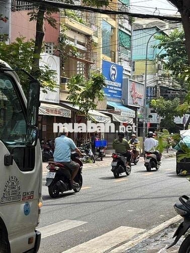 Cần cho thuê nhà trống, không nội thất, giao ngay. - MT Vĩnh Hội, phườ