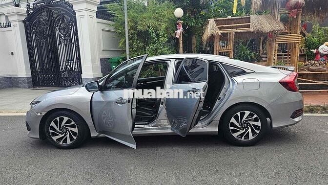 Honda Civic 2018 1.8 E - 100000km