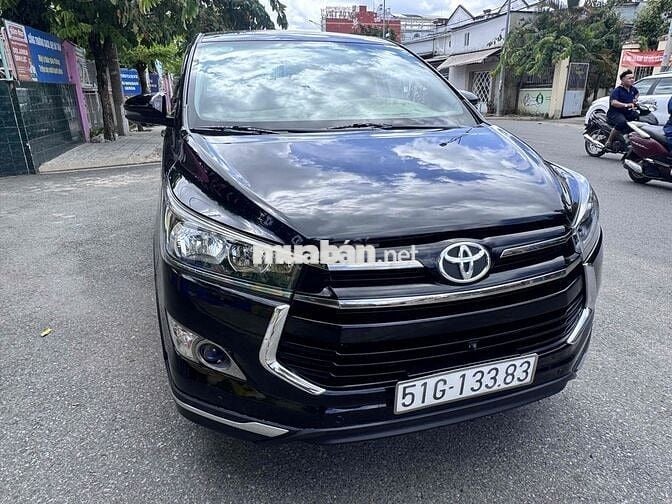 Toyota Innova 2017 2.0 Venturer - 90000 km