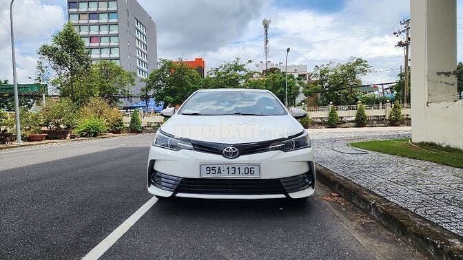 Altis 2018 1.8G dọn full đồ chơi