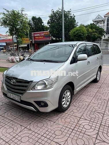 Toyota Innova 2014 E - 98000 km