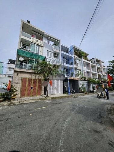 Nhà đúc 4 tầng KDC Dương Thị Giang Tân Thới Nhất Q 12, 4,5x20, 11tỷ500