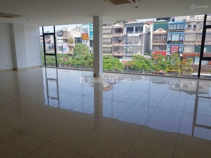 CHO THUÊ NHÀ MẶT PHỐ XÃ ĐÀN, ĐỐNG ĐA, 500M2, MT10m, VP cty 120tr/tháng