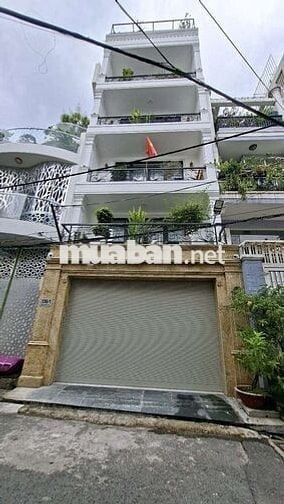 Nhà mặt tiền đẹp 4,5x20, 3 lầu
