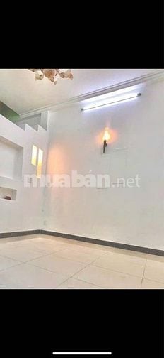 Cho thuê nhà hẻm 3m(BG) Nguyễn Văn Đậu, P.11, Q.BTH giá 8tr