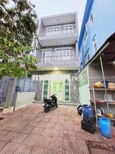 NHÀ 01 TRỆT 02 LẦU CÁCH BÙI TRỌNG NGHĨA 50m