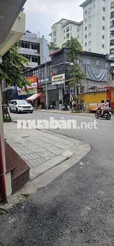 "Cực sốc" nhỉnh 3 tỷ có nhà mặt õ phố Tưởng Dân Bảo