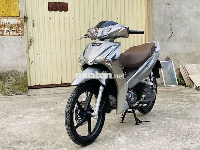 HONDA FUTURE 125 FI KIM PHUN ĐIỆN TỬ 2024 XE ZIN