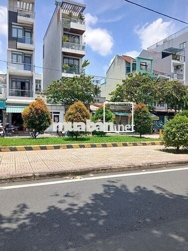 Nhà MT Hiền Vương 3,5*19m - 1L đúc giả - 8,9 tỷ - HH 1%