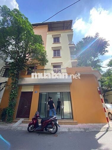 Nhà phố TRUNG KÍNH - CẦU GIẤY, 80m2 x 5T, MT:8m, Chia phòng, đủ ĐH,NL