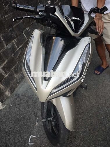 Cần bán xe Vario 150 2021 chính chủ