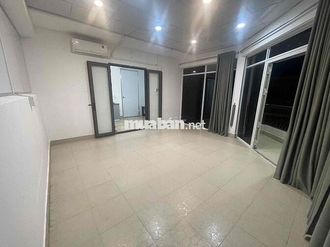 phòng tách bếp 38m2 full ban công đối diện chung cư  hiệp thành