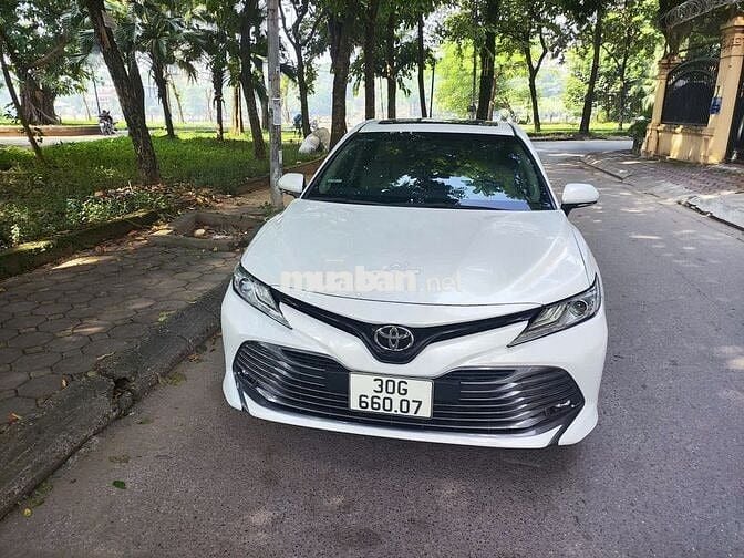 Toyota Camry 2020 2.5Q - 101650 km