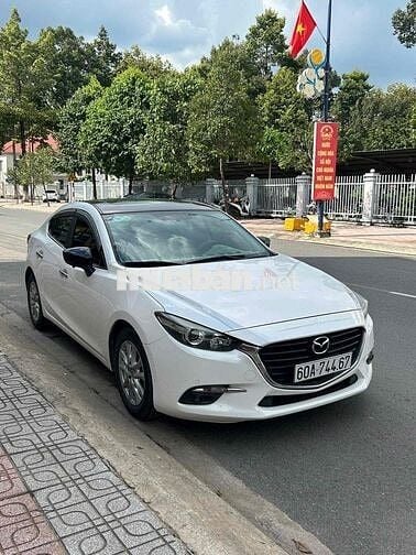 Mazda 3 2019 Luxury ghế điện 1 chủ 8V + đồ chơi