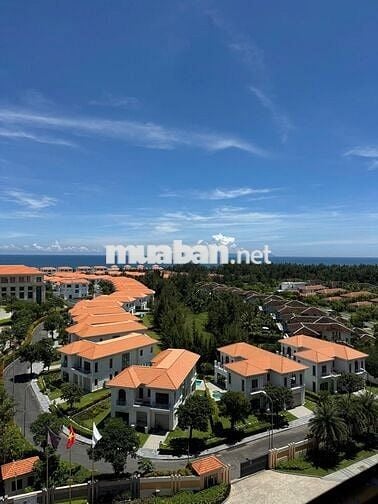 Căn hộ cao cấp View trực diện Biển loại 2pn giá 4ty8 sổ đỏ lâu dài