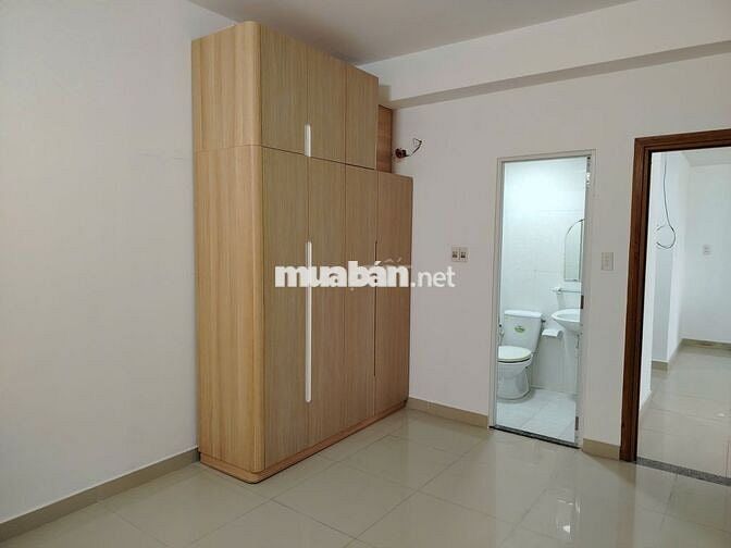 Kẹt tiền bán gấp căn 3PN, rẻ hơn 300tr,  Aeon Mall 2km, sổ sẵn, ở ngay
