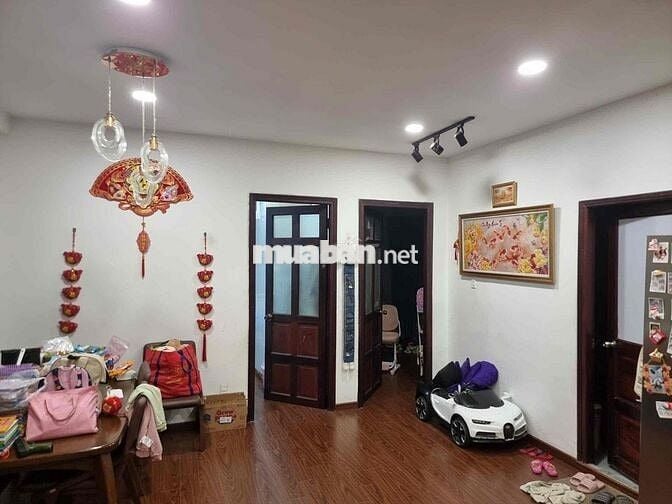 Bán Căn Họ Bùi Tư Toàn 81m2 Sổ Hồng Riêng