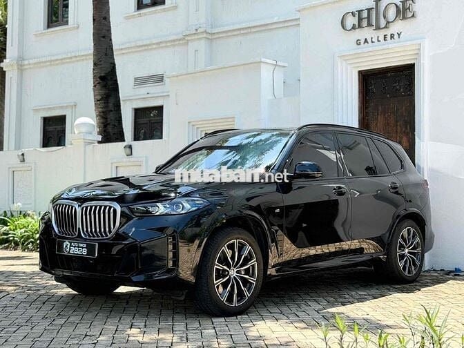 BMW X5 2023 xDrive40i M Sport - 12000 km