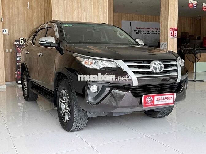 Toyota Fortuner 2017 2.4G - Dầu - Số Sàn -Tại Hãng