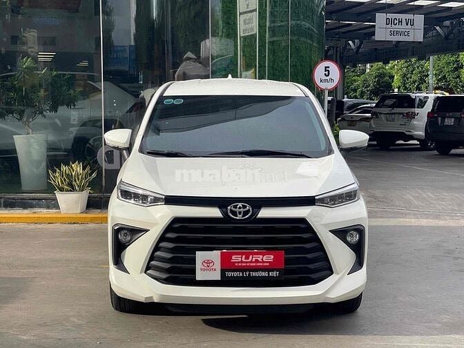 Toyota Avanza Premio 1.5MT 2023 Xe hãng bán