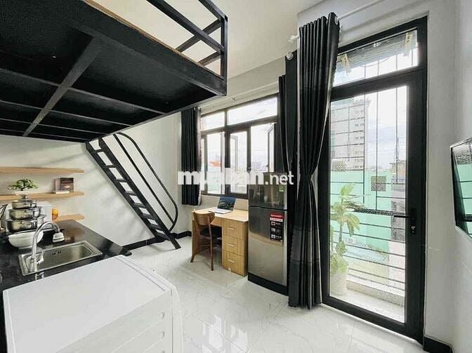 Căn Hộ Ban Công Máy Giặt Riêng Ngay Phan Xích Long