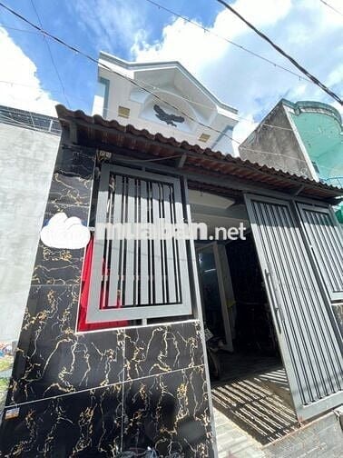 BÁN NHÀ 70M2(4,2X18M)-2 TẦNG BTCT-NGUYỄN VĂN QUÁ-HXH