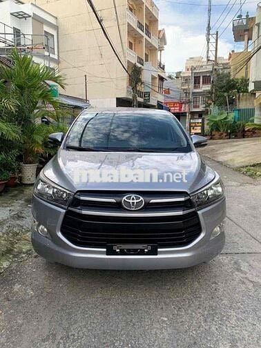 Toyota Innova 2016 - 160000 km