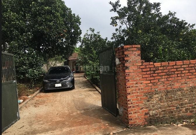 Cho Thuê Nhà trọ 50m2 nhà, 2000m2 vườn Giá 2,5tr cách TP BắcGiang~ 6km