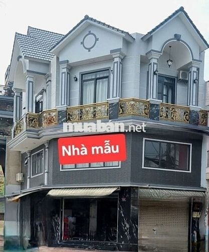 Đất Lô góc 3 mặt tiền;TRỒNG RAU NUÔI GÀ cách sbTân Sơn Nhất 30p đi xe.
