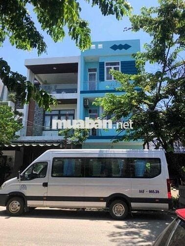 Nhà 3,5 tầng 10Phòng mặt tiền Đinh Công Trứ dòng tiền 45tr/tháng