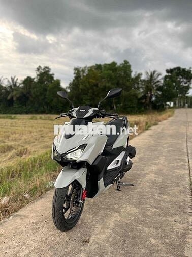 Xe Mới 100% - Số Lượng Ít