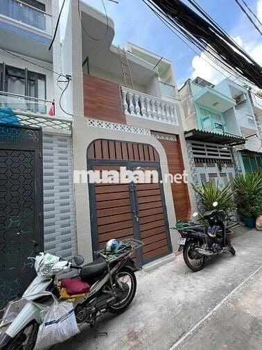 Cho thuê nhà mới đẹp nguyên căn hẻm thông 
bùi Minh Trực F5,Q8
