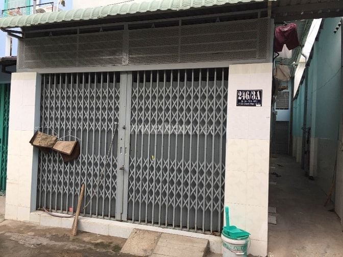 Cho thuê phòng trọ lớn 4x8=32 m2+gác đúc 20 m2, giá 2,5 triệu/tháng