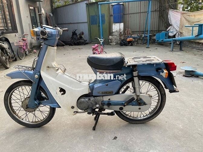 Cub 82 Honda Nhật 70cc không đề biển Hà Nội