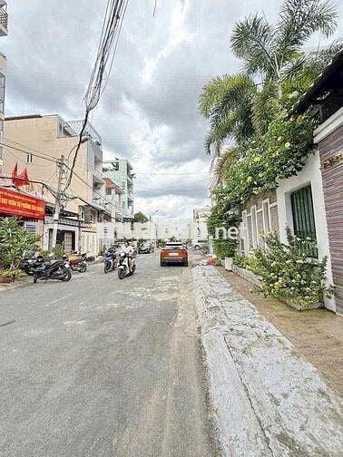 BÁN NHÀ MẶT TIỀN KHU CƯ XÁ NGÂN HÀNG QUẬN 7