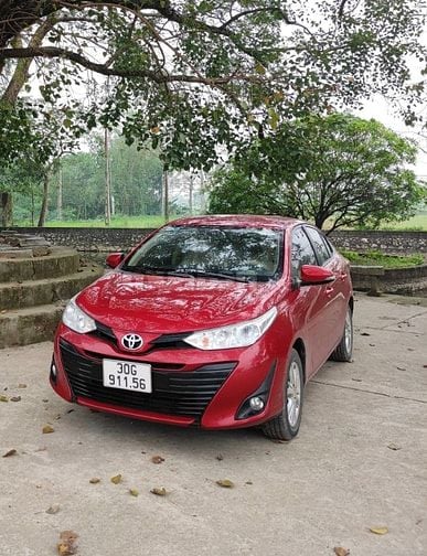 Bán xe Vios E CVT số tự động đời 2019 