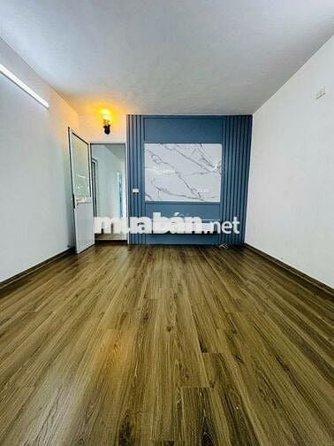 BÁN NHÀ TẬP THỂ THANH XUÂN, 80M, 2 NGỦ ,Ô TÔ , KD ĐỈNH. GIÁ: 3,5 TỶ !