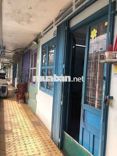 Cần bán căn chung cư Lạc Long Quân quận 11