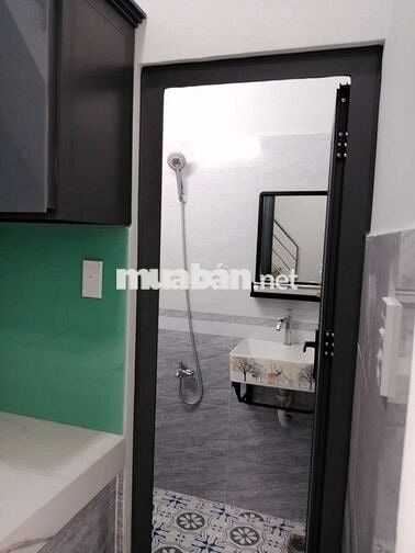 Nhà Mễ Cốc 2Tỷ 550 diện tích 4*7, 1trệt lầu 3pn, có ban công