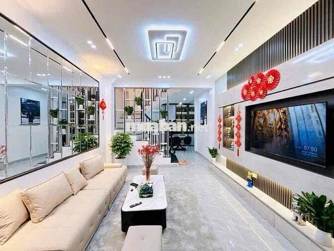 Nhà đẹp Hoàng Hoa Thám, Ngõ rộng thông, NT xịn xò, ở ngay, DT 45m2