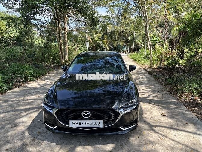 Mazda 3 2022 1.5L Luxury - 26000 km