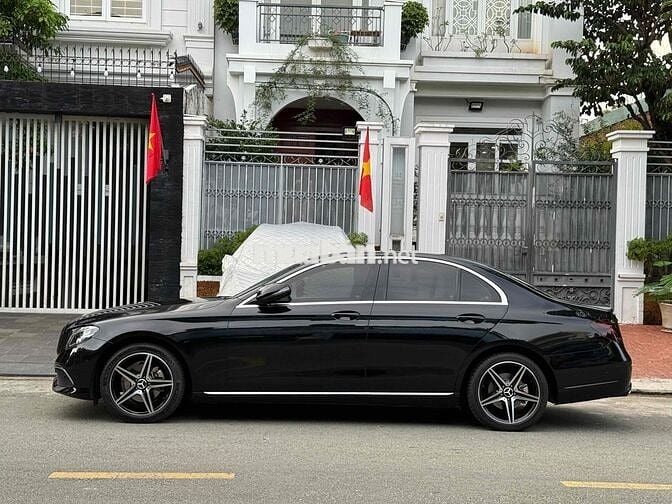 Mercedes Benz E Class 2019 E200 Sport - 80000 km