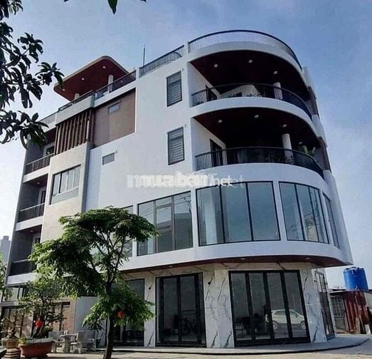Cho thuê mặt bằng 2 mặt tiền đường nguyễn hiên lê trong suốt