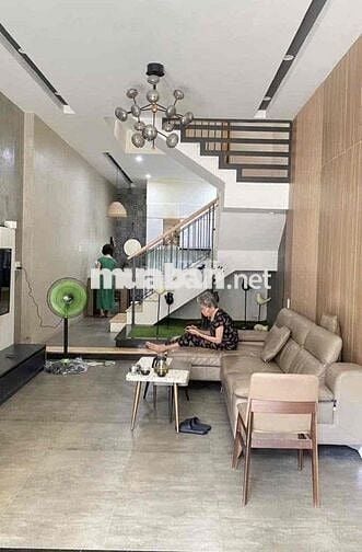 cho thuê nhà Mt thanh thuỷ 3PN