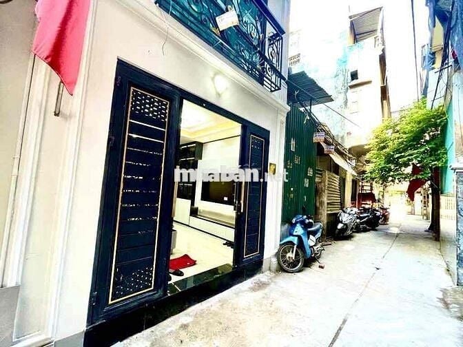 Cực phẩm Hoàng Mai , 5 tầng - nhỉnh 6 tỷ    - Nhà nằm ở vị trí đẹp , g