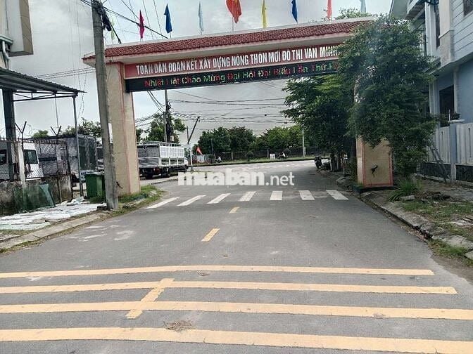 Chính chủ gởi bán lô đất quá giáng 2 hoà phước phường hoà xuân