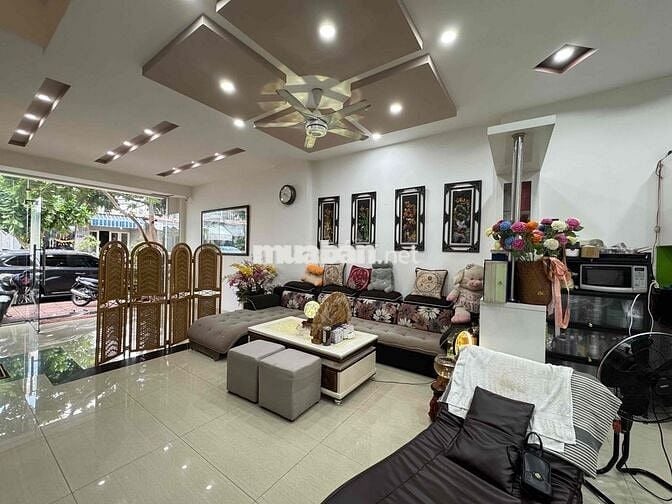 CHÍNH CHỦ BÁN GẤP NHÀ PHỐ LIÊN KẾ CÒN RẤT MỚI