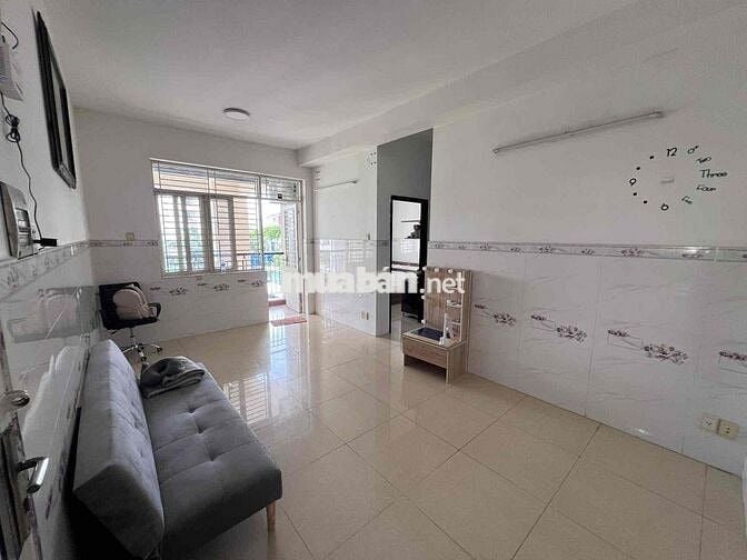 Tìm người ở ghép phòng trong chung cư 312 Lạc Long Quân