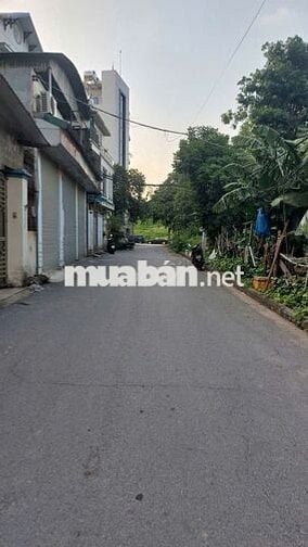 Bán đất phố Đức Giang 70m2, h.iếm 6.7 tỷ, ô tô 7 chỗ đỗ cổng, ngõ nông